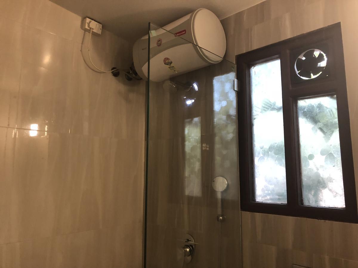 Coco Goa Hotel Arpora Ngoại thất bức ảnh