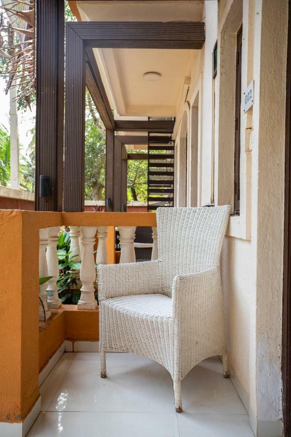 Coco Goa Hotel Arpora Ngoại thất bức ảnh