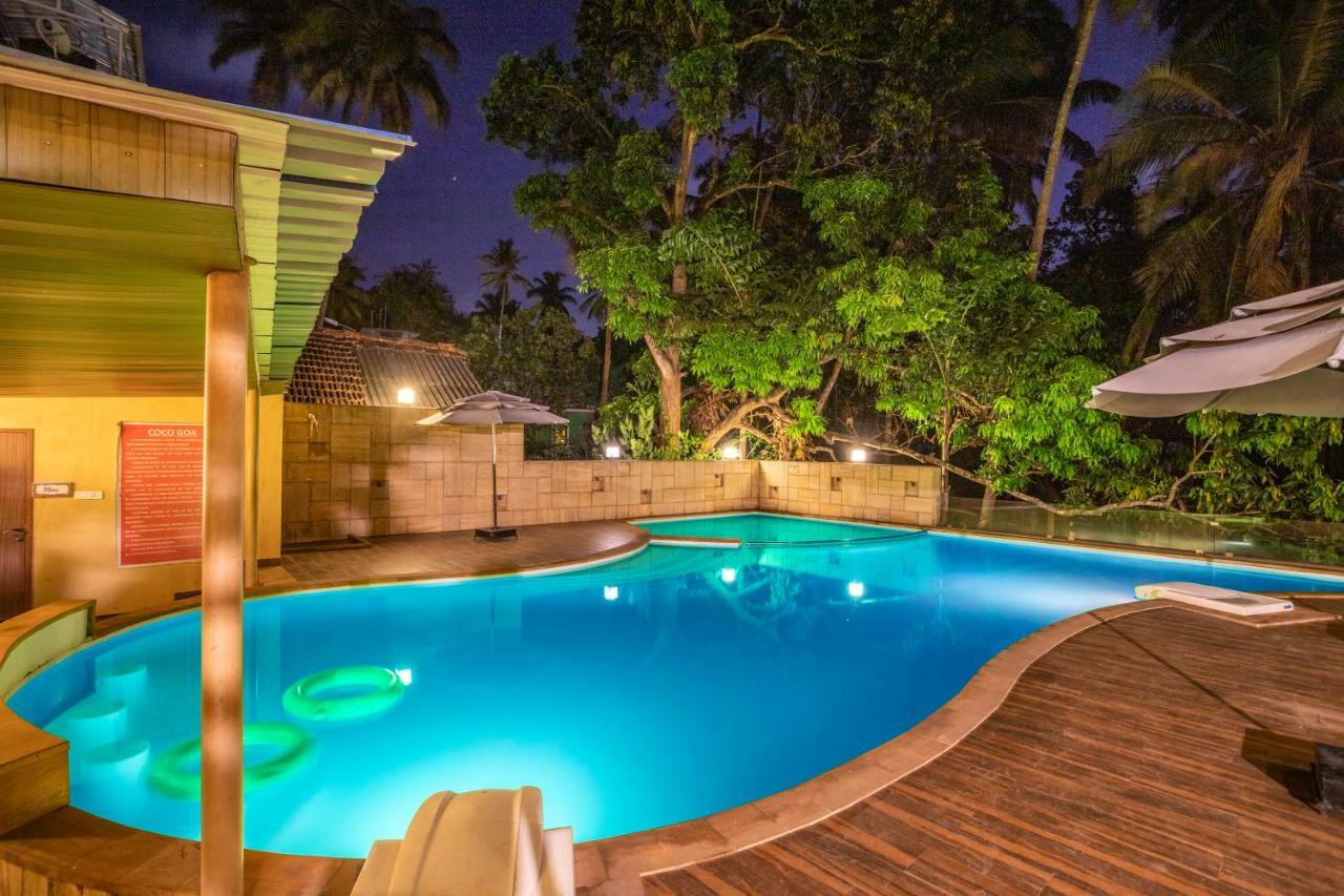 Coco Goa Hotel Arpora Ngoại thất bức ảnh